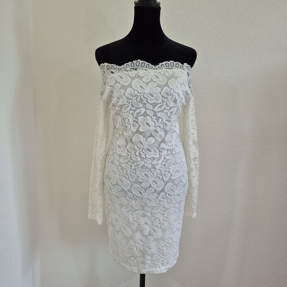 Off-Shoulder White Floral Lace Long-Sleeve Dress